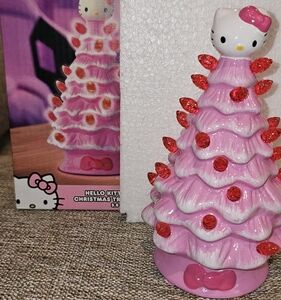 Hello kitty ceramic light up tree
